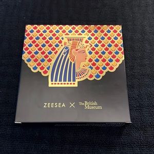 Zeesea Cosmetics X British Museum Papyrus Palette